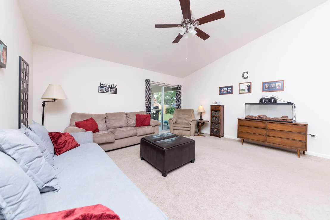 Photo of 5560 Graham Street