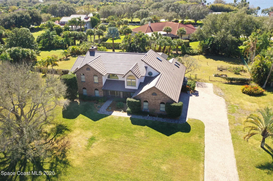Photo of 145 Utopia Circle