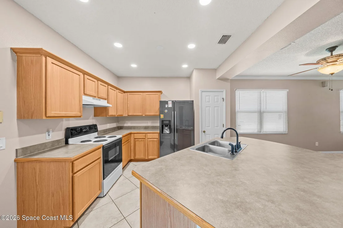 Photo of 851 Benton Drive