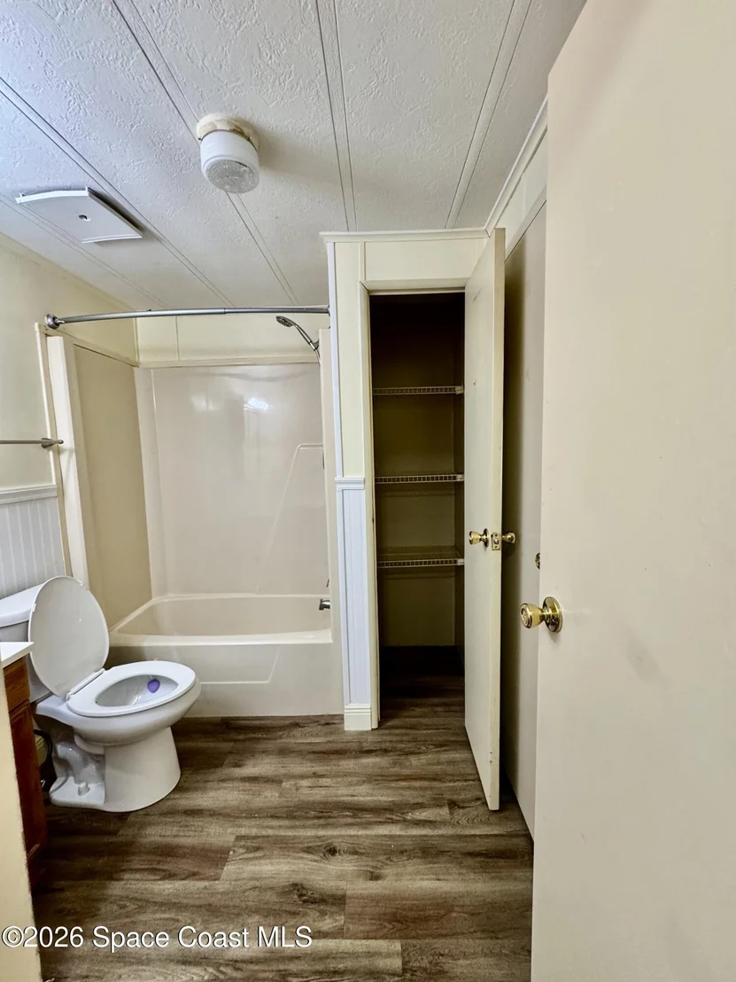 Photo of 4426 Twin Lakes Drive