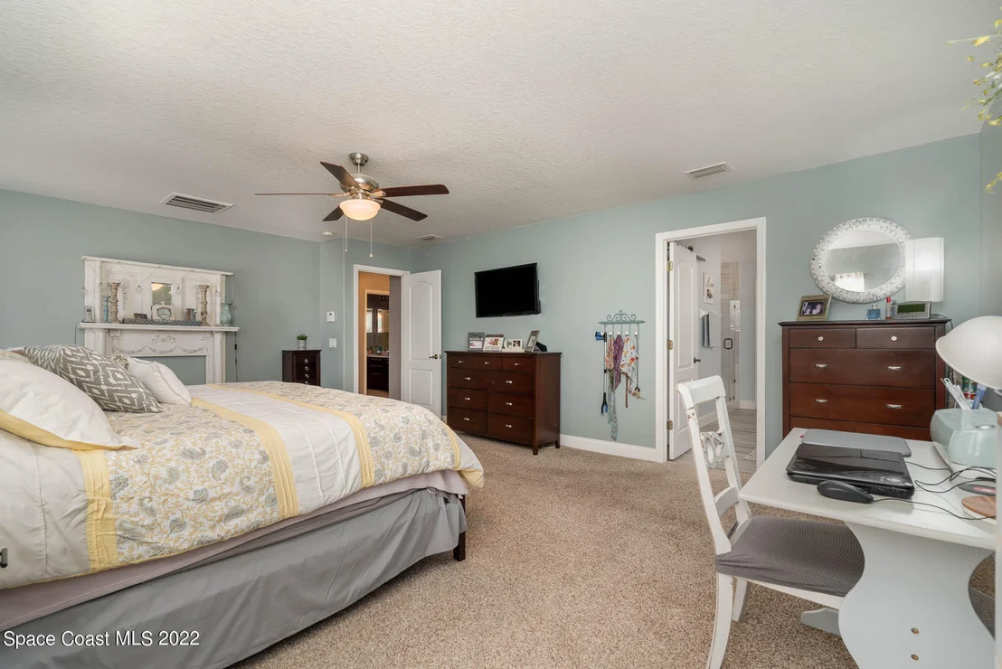 Photo of 2280 Bridgeport Circle