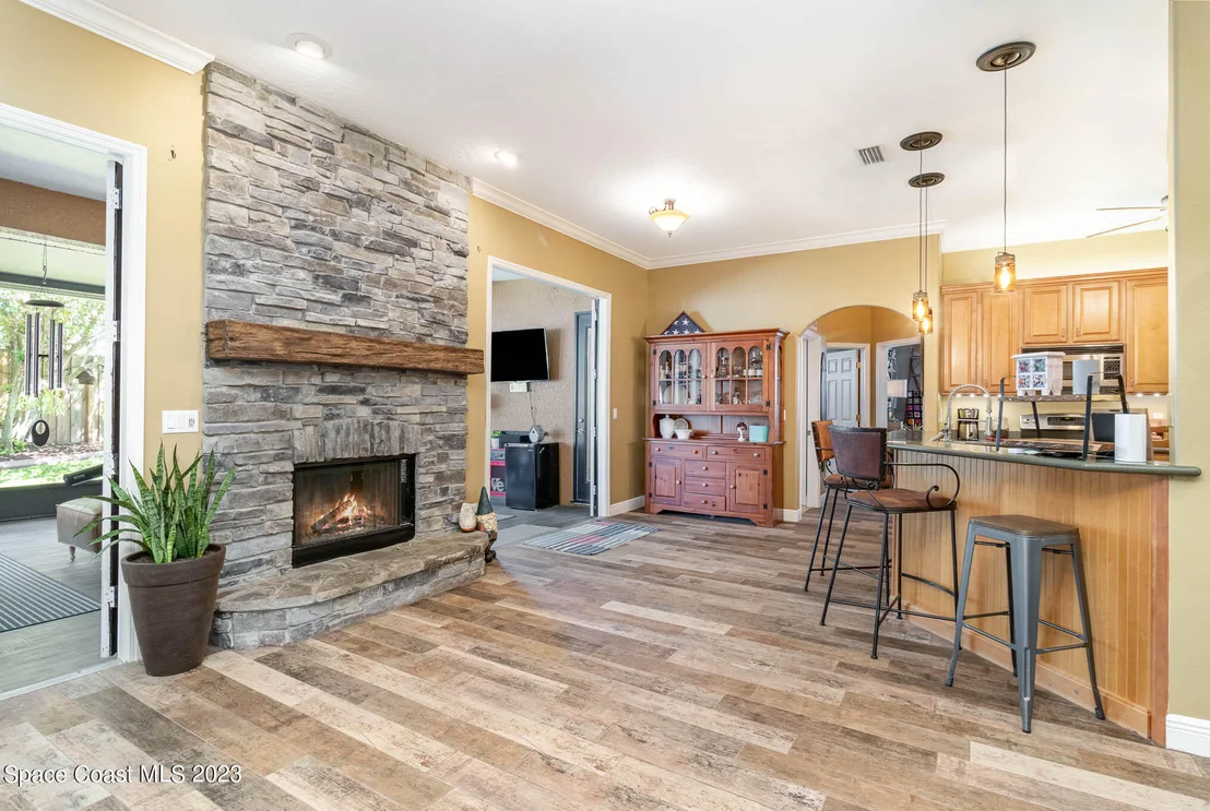 Photo of 2193 Woodfield Circle