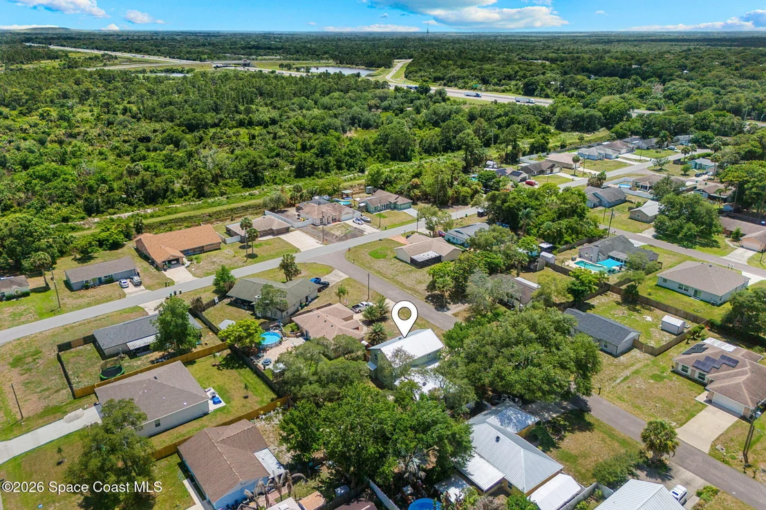Photo of 5687 Holden Road