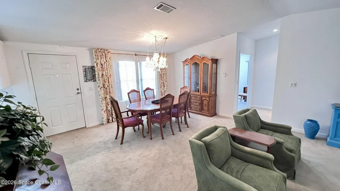 Photo of 249 Kiwi Drive