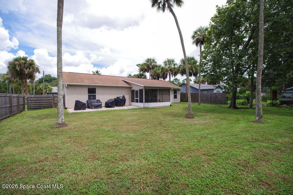 Photo of 5205 Everett Street