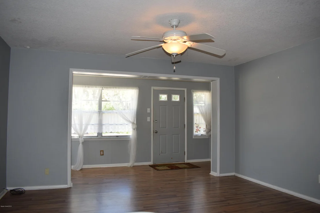 Photo of 24 Seminole Drive