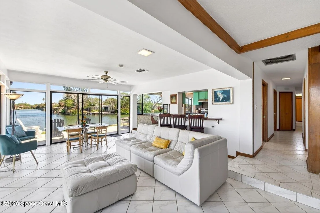 Photo of 200 Rose Drive