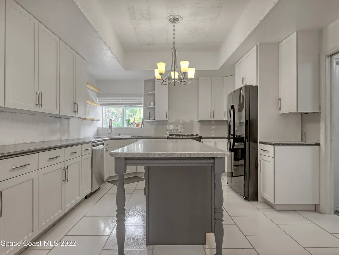Photo of 4304 Long Lake Road