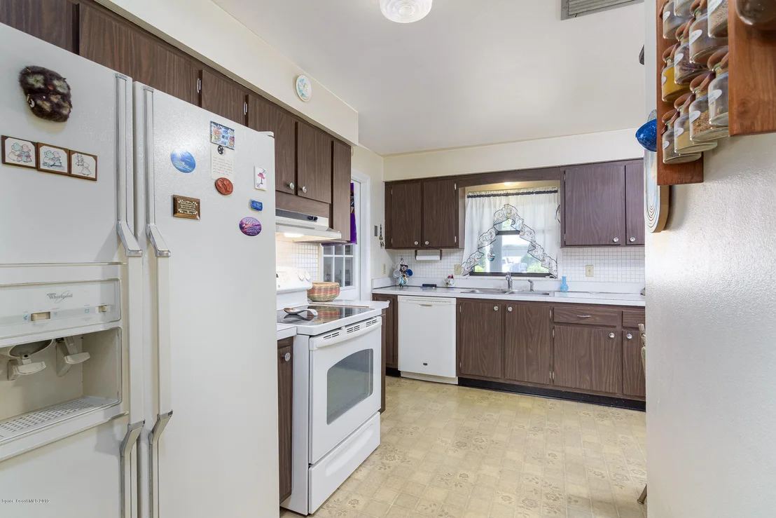 Photo of 955 Cristobal Drive