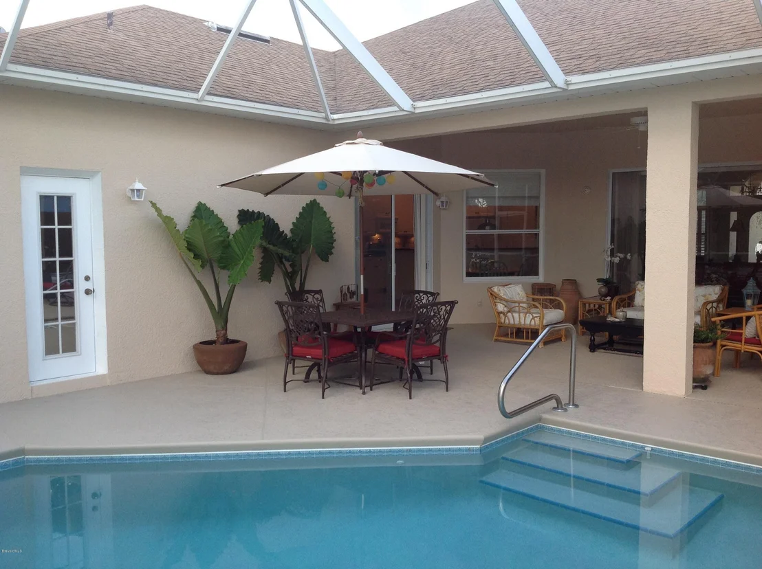 Photo of 855 CARRIAGE HILL Road