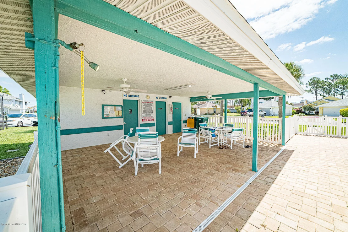 Photo of 3987 Saint Armens Circle