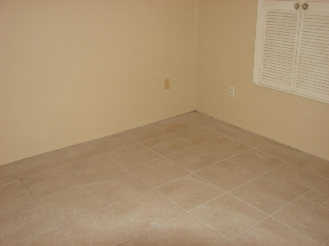 Photo of 974 Burn Drive NE