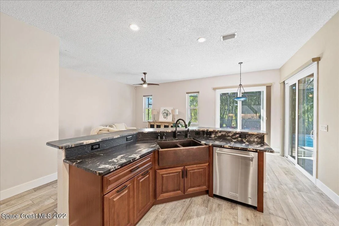 Photo of 5142 Cocoplum Avenue