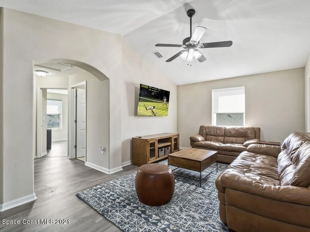 Photo of 1232 Dillard Drive SE