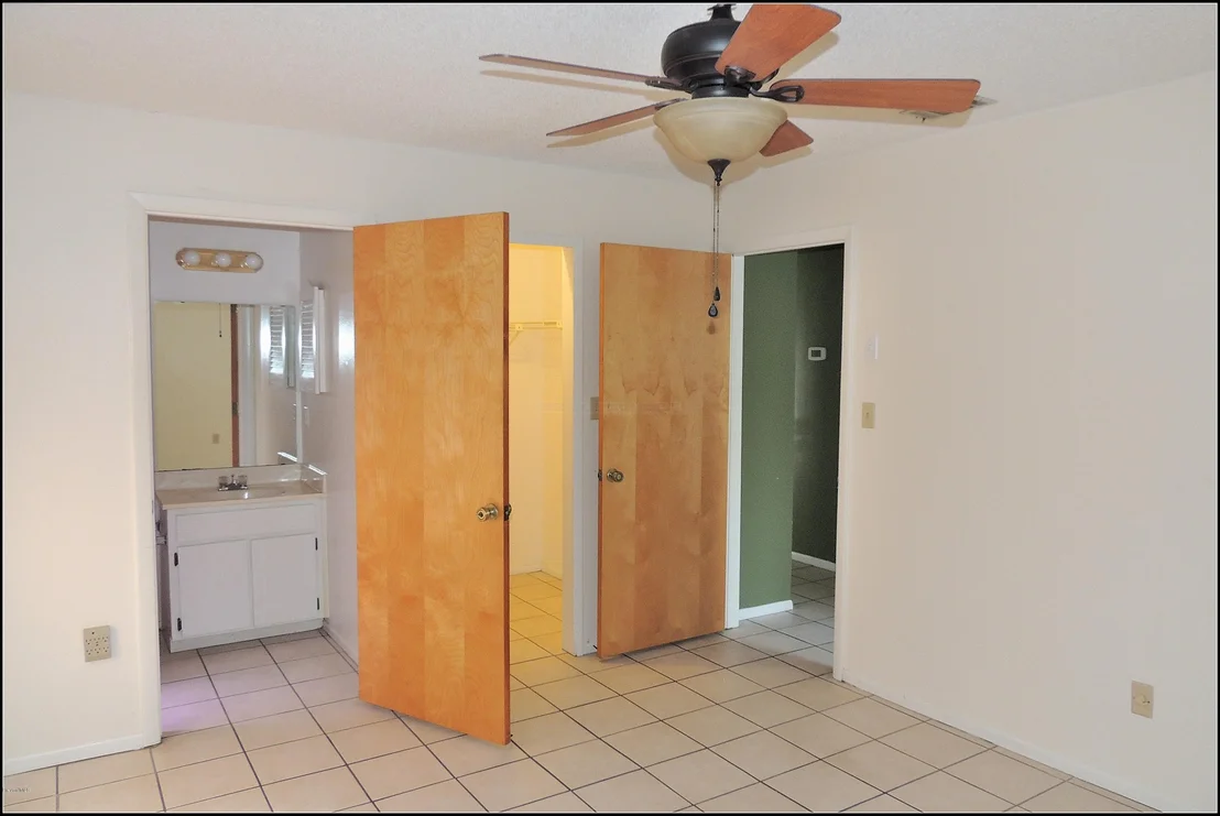 Photo of 6527 Pleasant Avenue