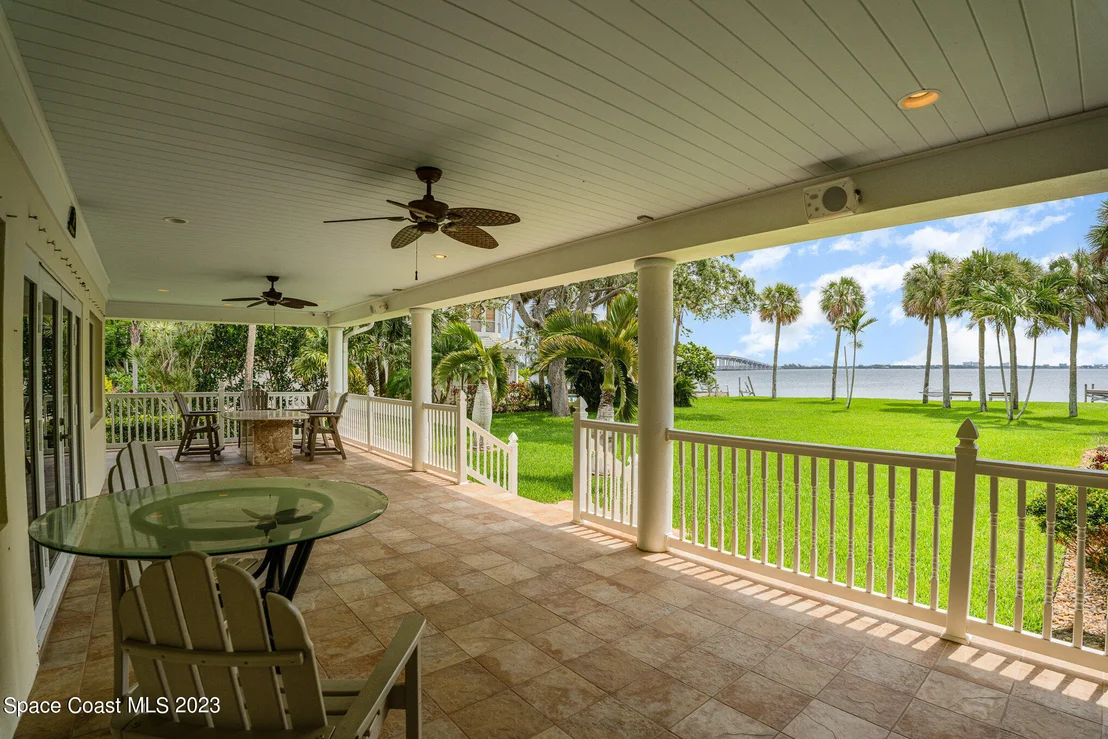 Photo of 1321 Pineapple Avenue