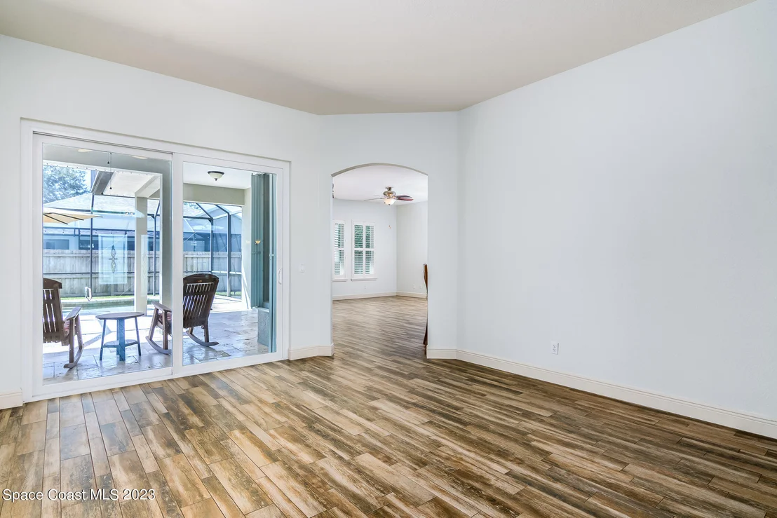 Photo of 6147 Arlington Circle