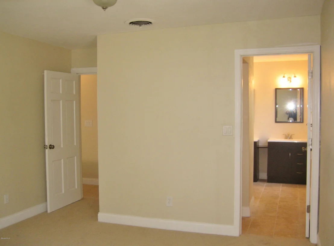 Photo of 3584 N Sylvan Lane