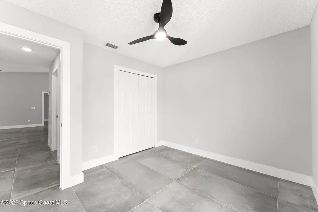Photo of 1384 Hill Avenue