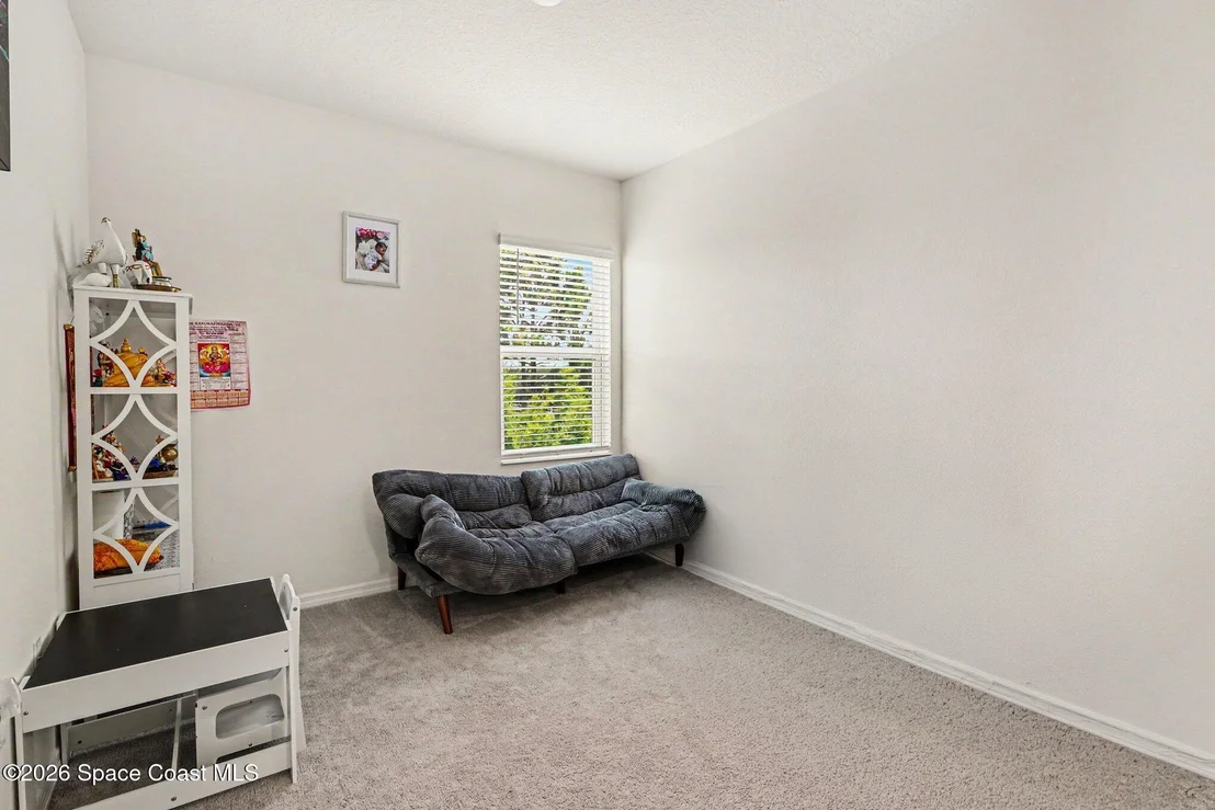 Photo of 1180 Wycliffe Way