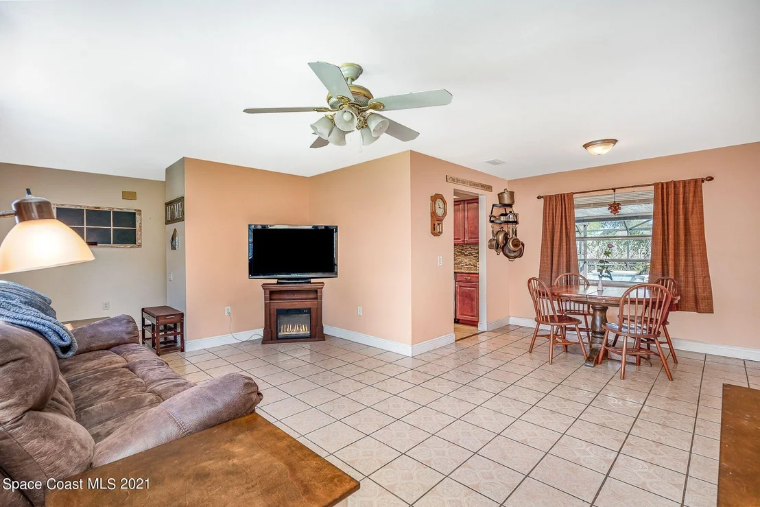 Photo of 1024 Sycamore Drive