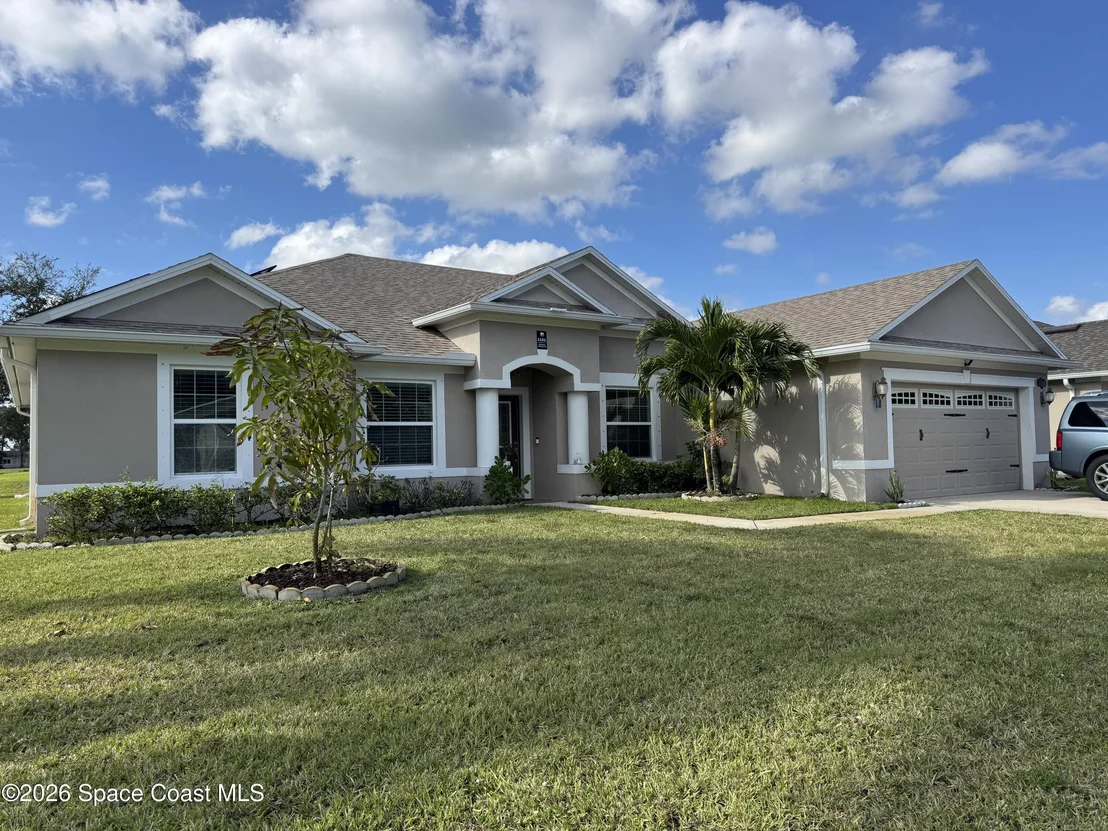 Photo of 1121 Morgan Circle NE