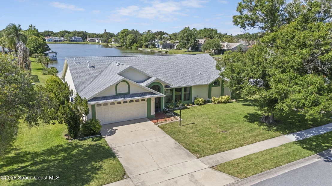 Photo of 1246 Lakeview Drive