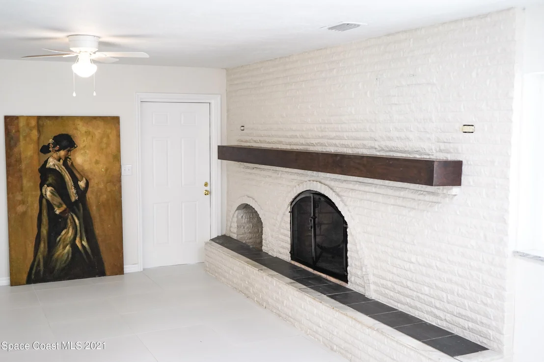 Photo of 80 Katherine Boulevard