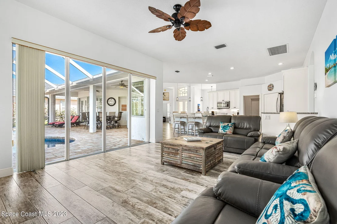 Photo of 212 Ivory Drive