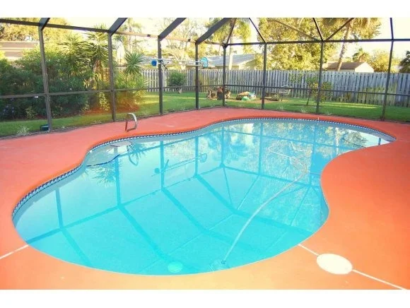Photo of 860 Spring Oak