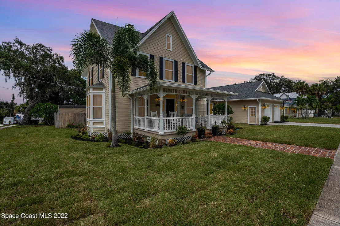 Photo of 1695 Highland Avenue