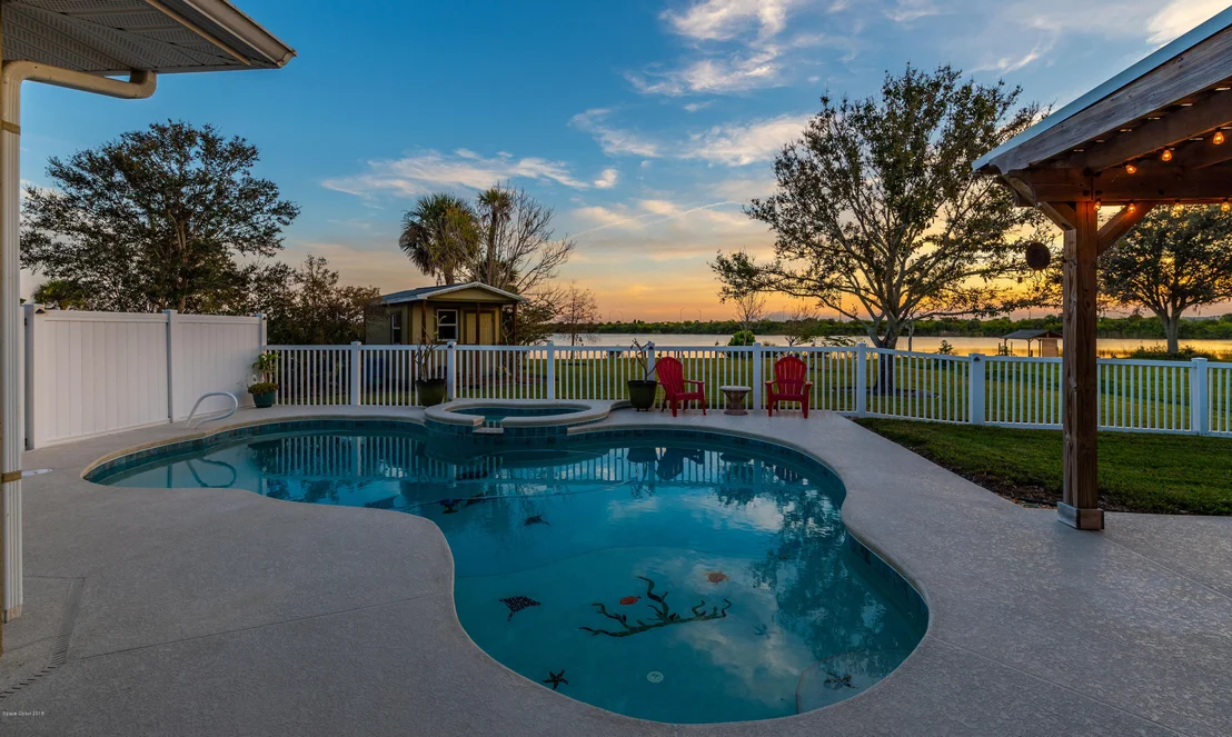 Photo of 1225 Tuckaway Drive