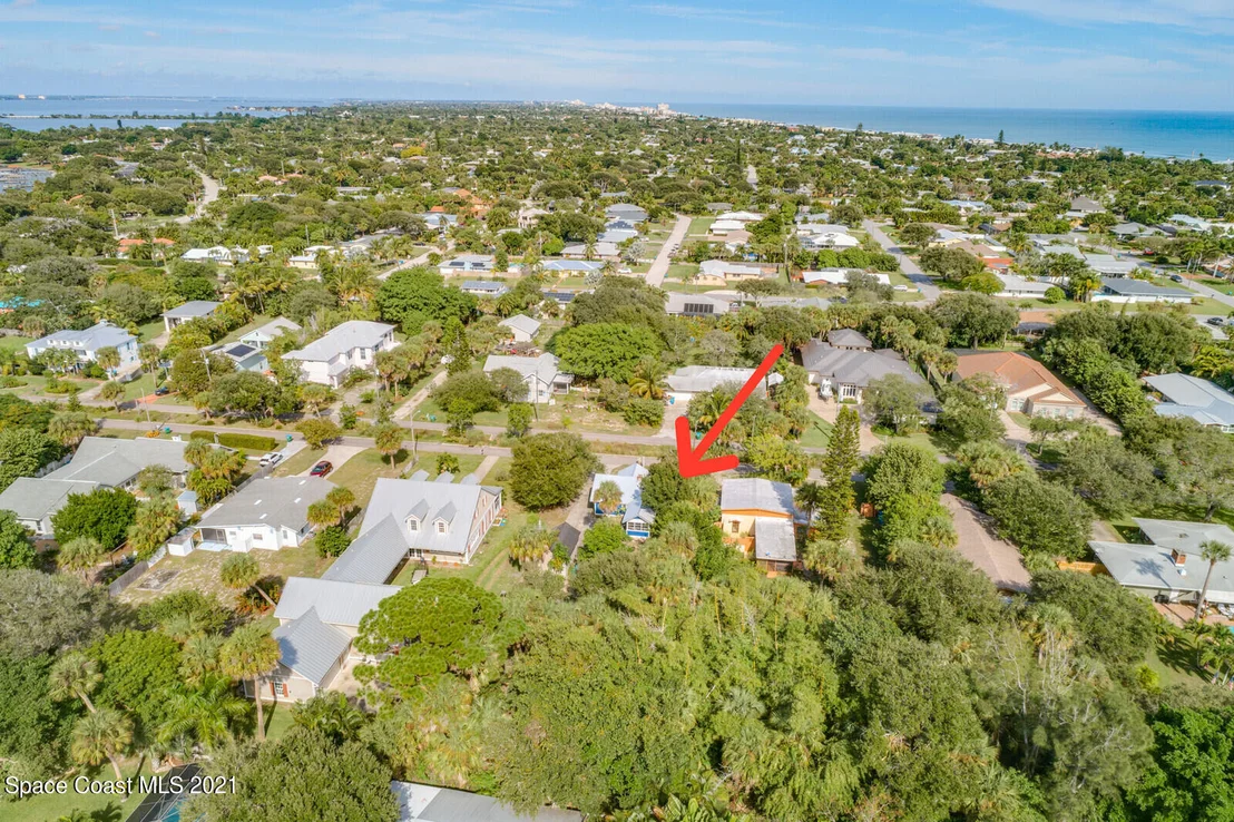 Photo of 527 Sunset Boulevard