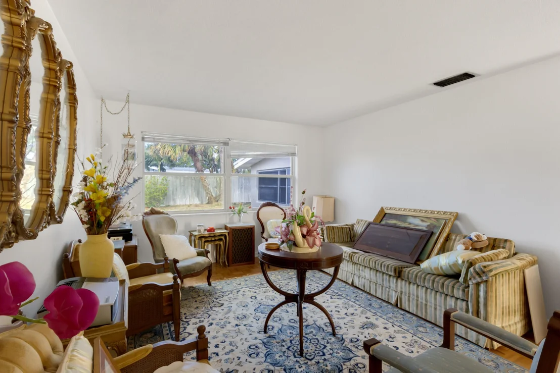 Photo of 285 Carissa Drive