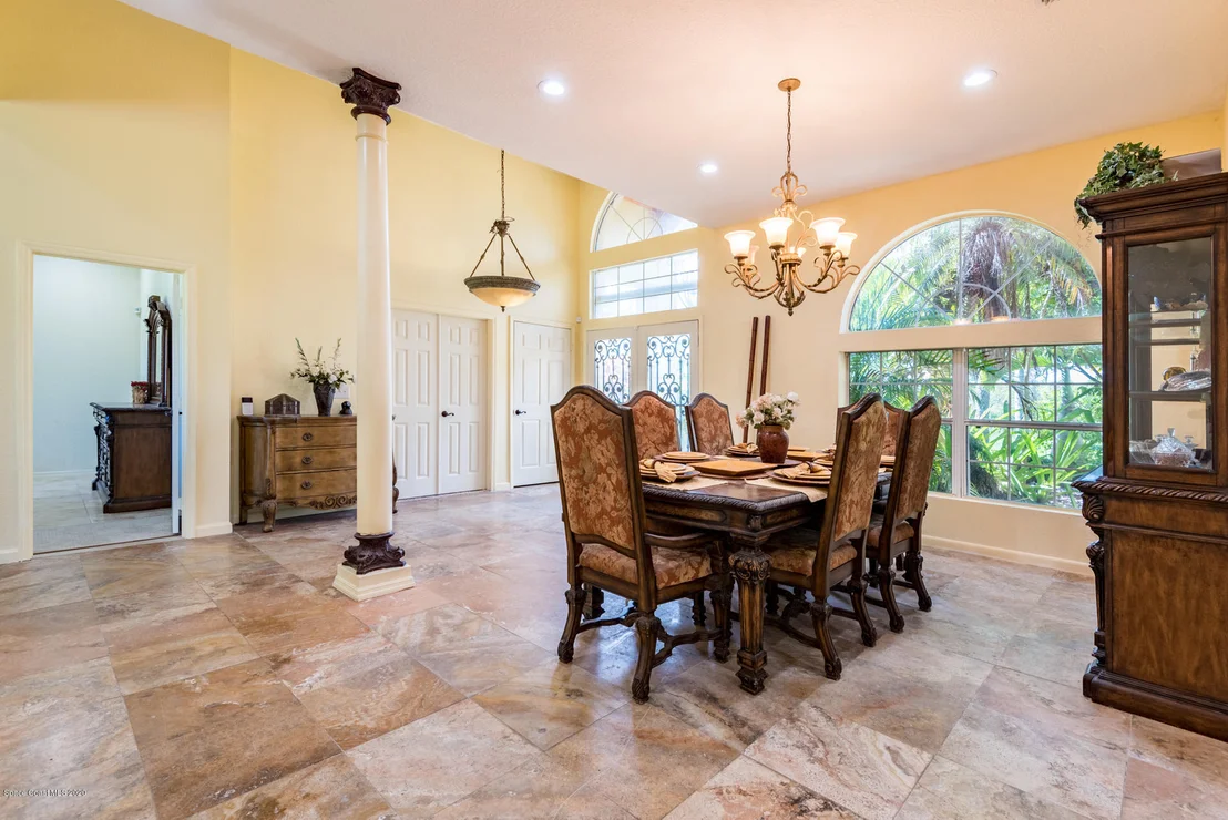 Photo of 1460 Grant Road