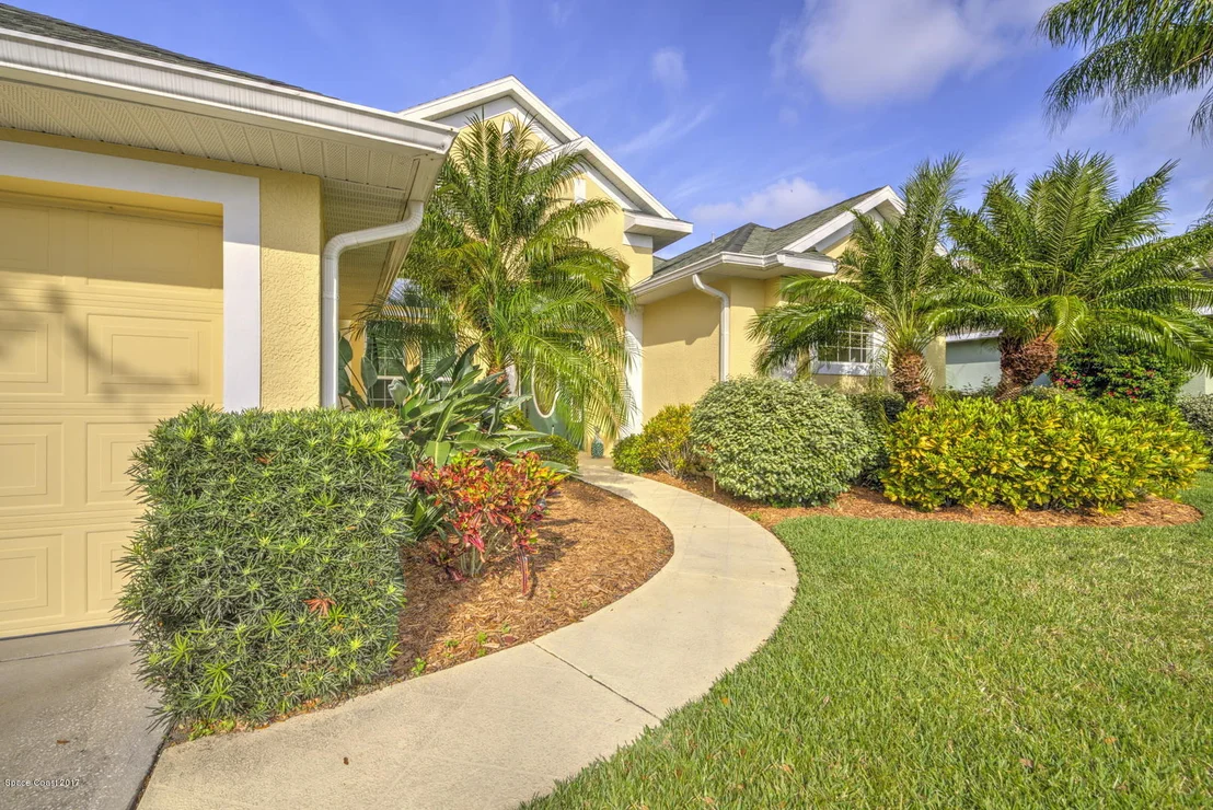 Photo of 1662 Long Pine Road