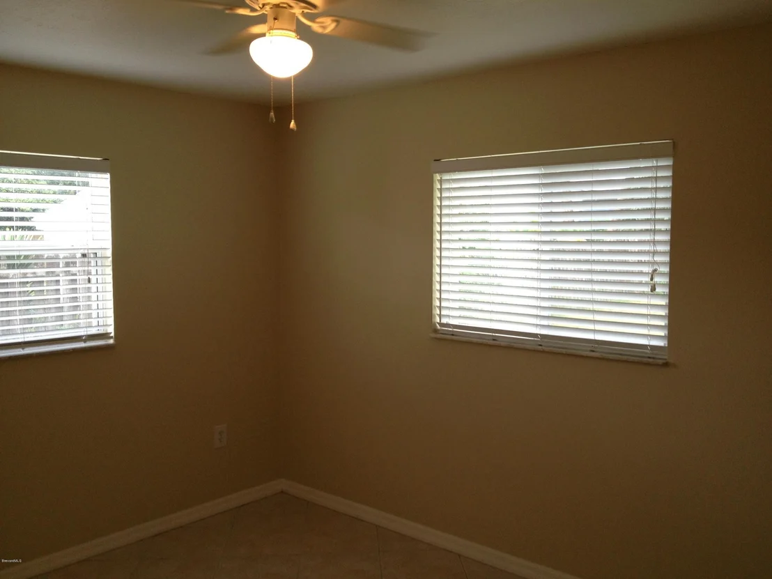 Photo of 5935 Cannon Avenue