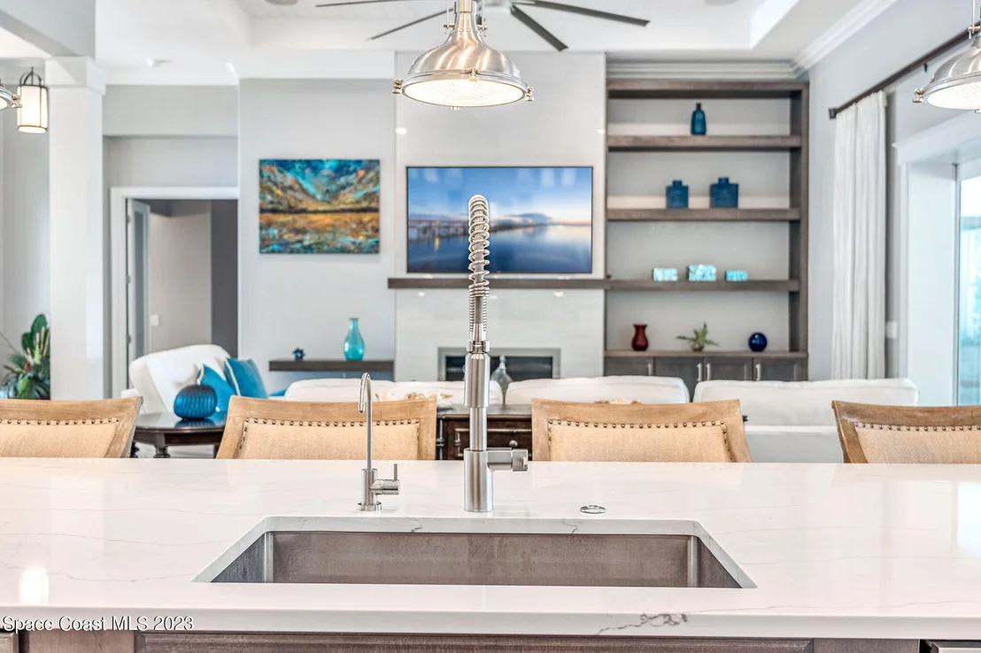 Photo of 6231 Windward Lane