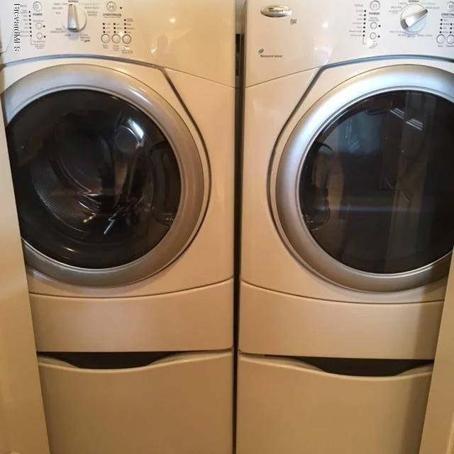 Photo of Unit 404 at 104 Riverside Drive