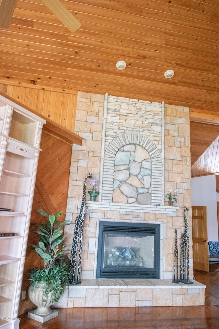Photo of 55058 Riverview Drive