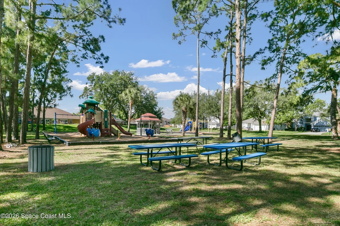 Photo of 470 Stonehenge Circle