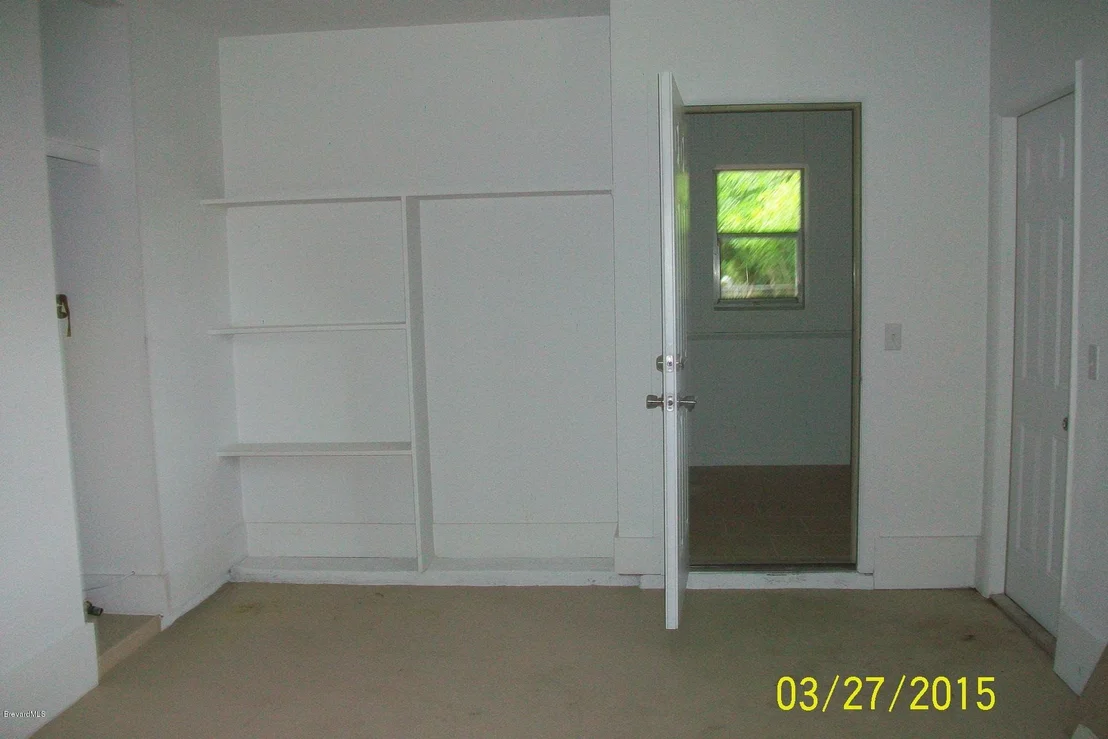 Photo of 1132 NE Mariposa Drive