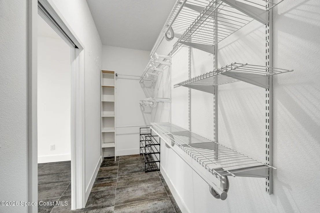 Photo of 2093 Greenway Drive