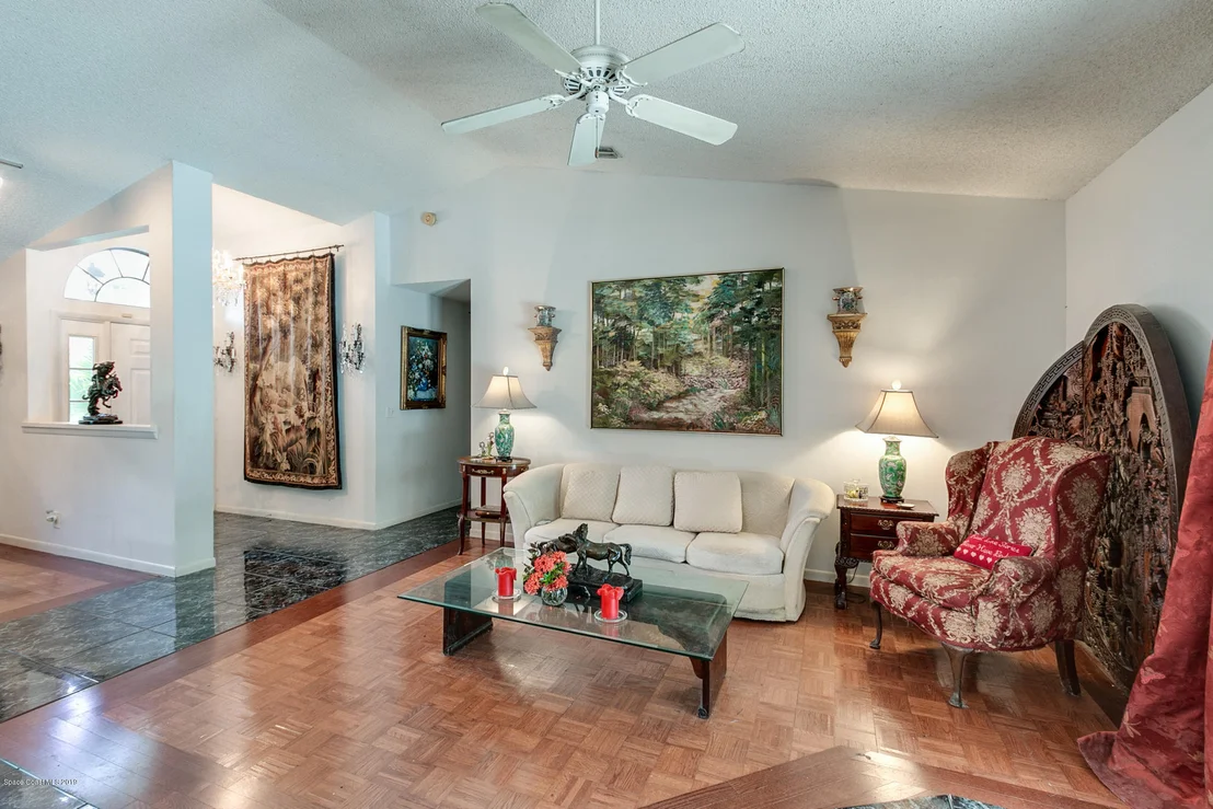Photo of 854 Spirea Drive