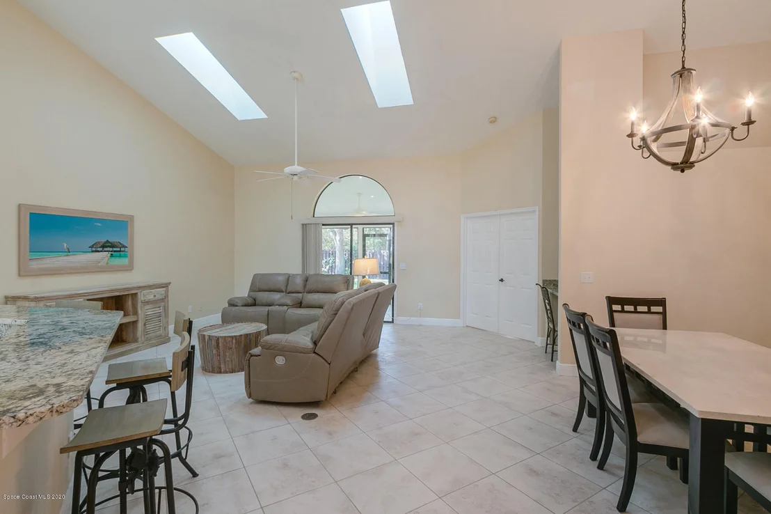 Photo of 1009 Osprey Drive
