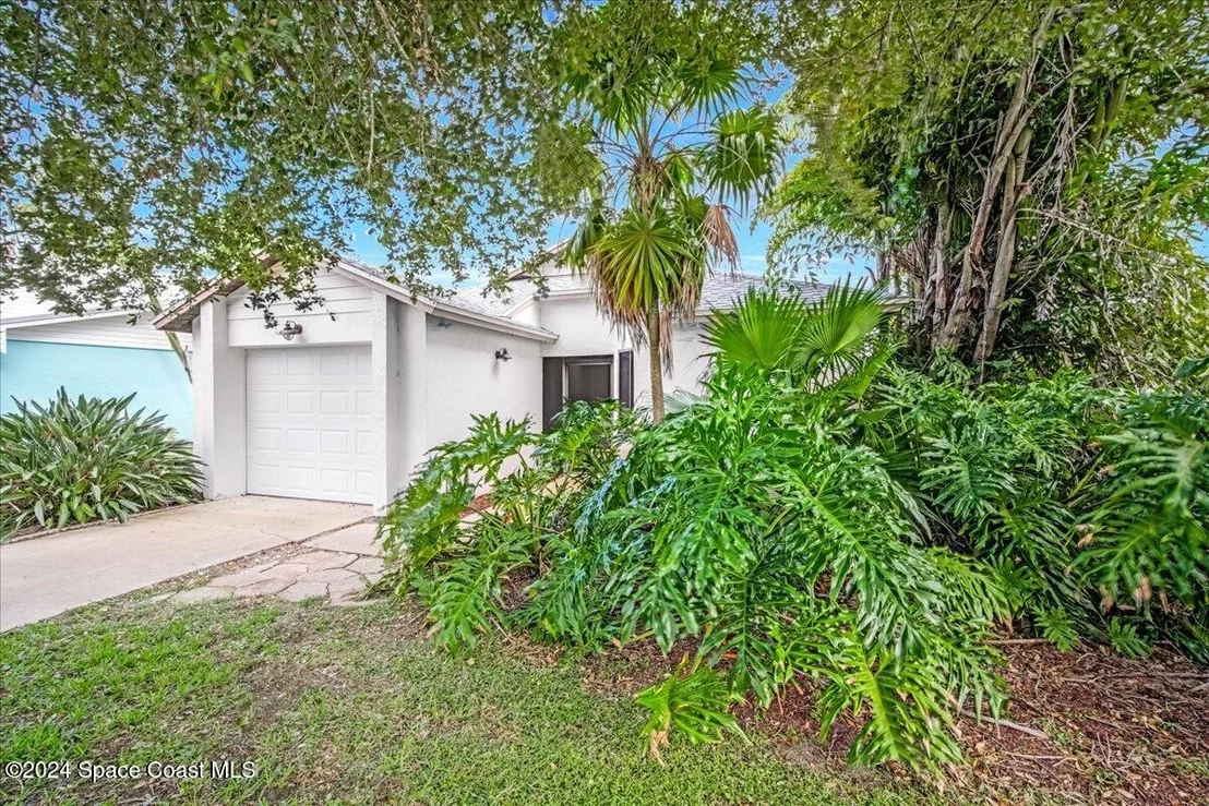 Photo of 401 Myrtlewood Road