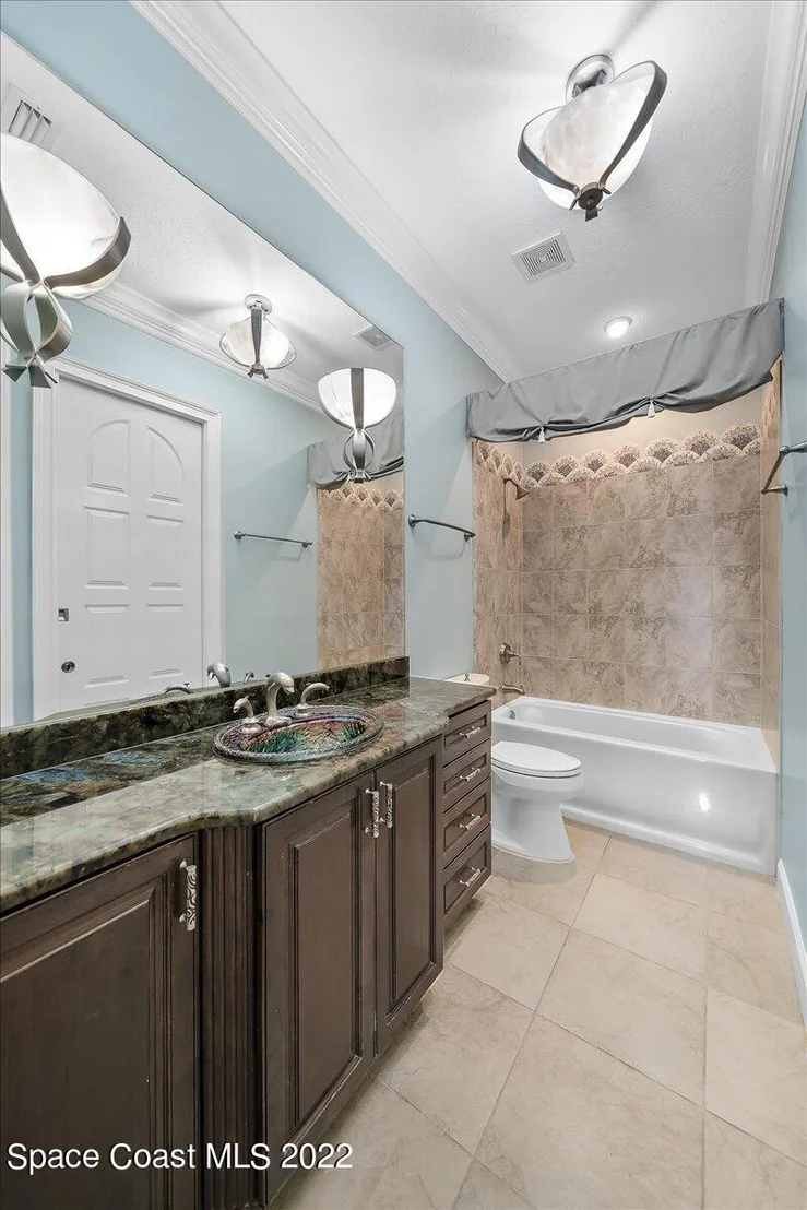 Photo of 671 Indian River Drive