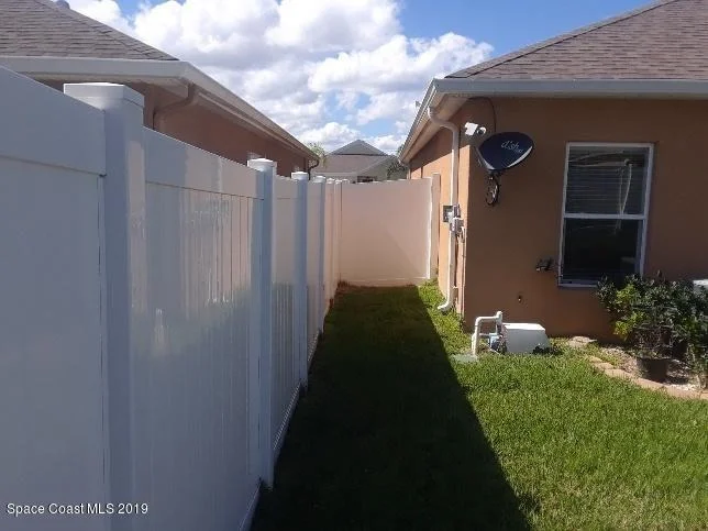 Photo of 1575 Litchfield Drive