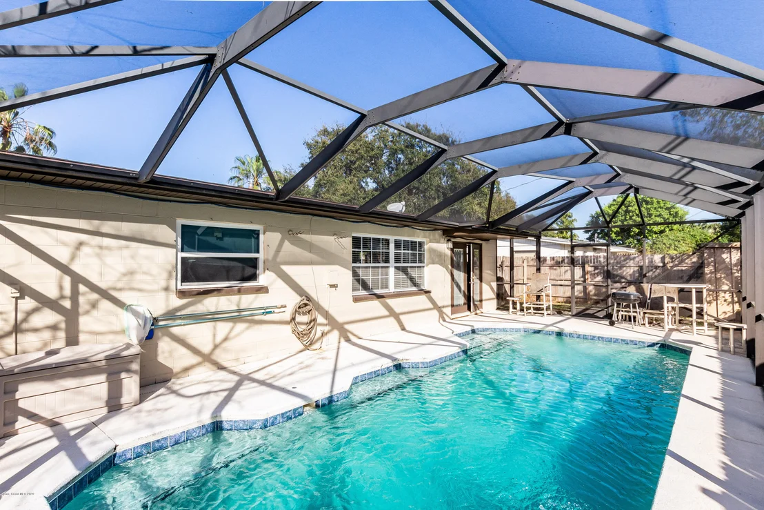 Photo of 1083 Coronado Drive