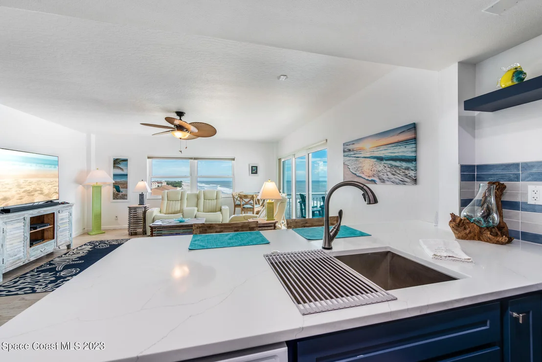 Photo of Unit 607 at 205 Highway A1a